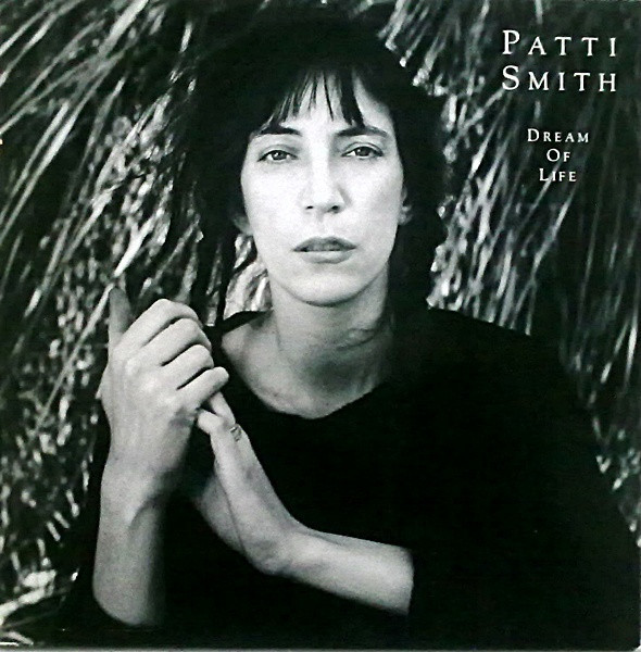 Patti Smith: Dream of Life (1988)